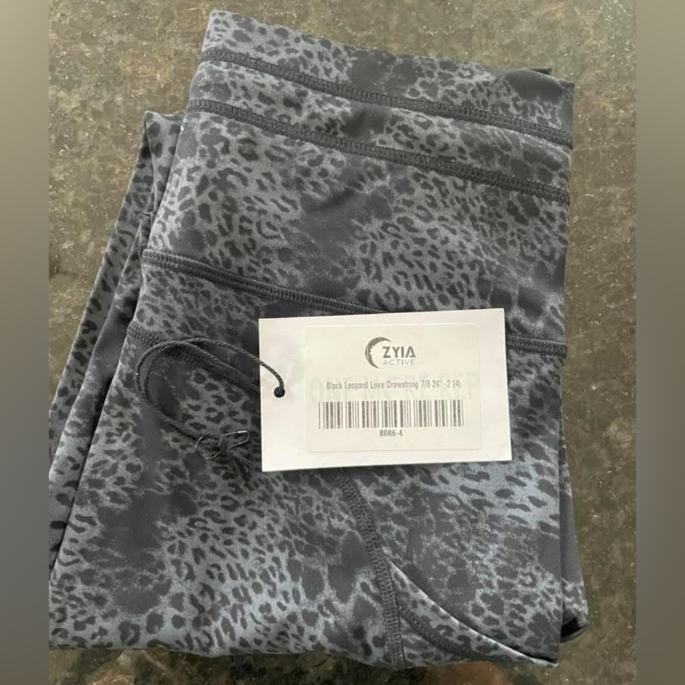 Zyia Black Leopard Print Leggings